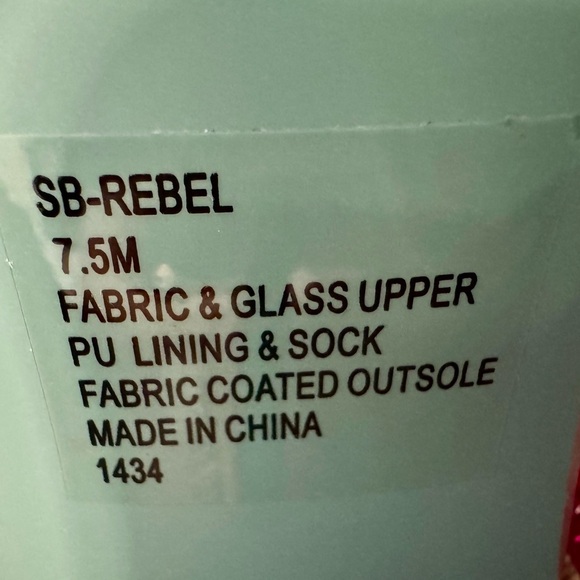 Betsy Johnson Rebel Sling back Kitten Heels Sandals in Fuchsia Women’s size 7.5 - Picture 12 of 12